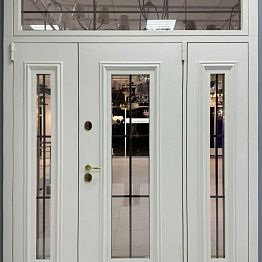 Входные двери в светлых оттенках: легкость снаружи и внутри.